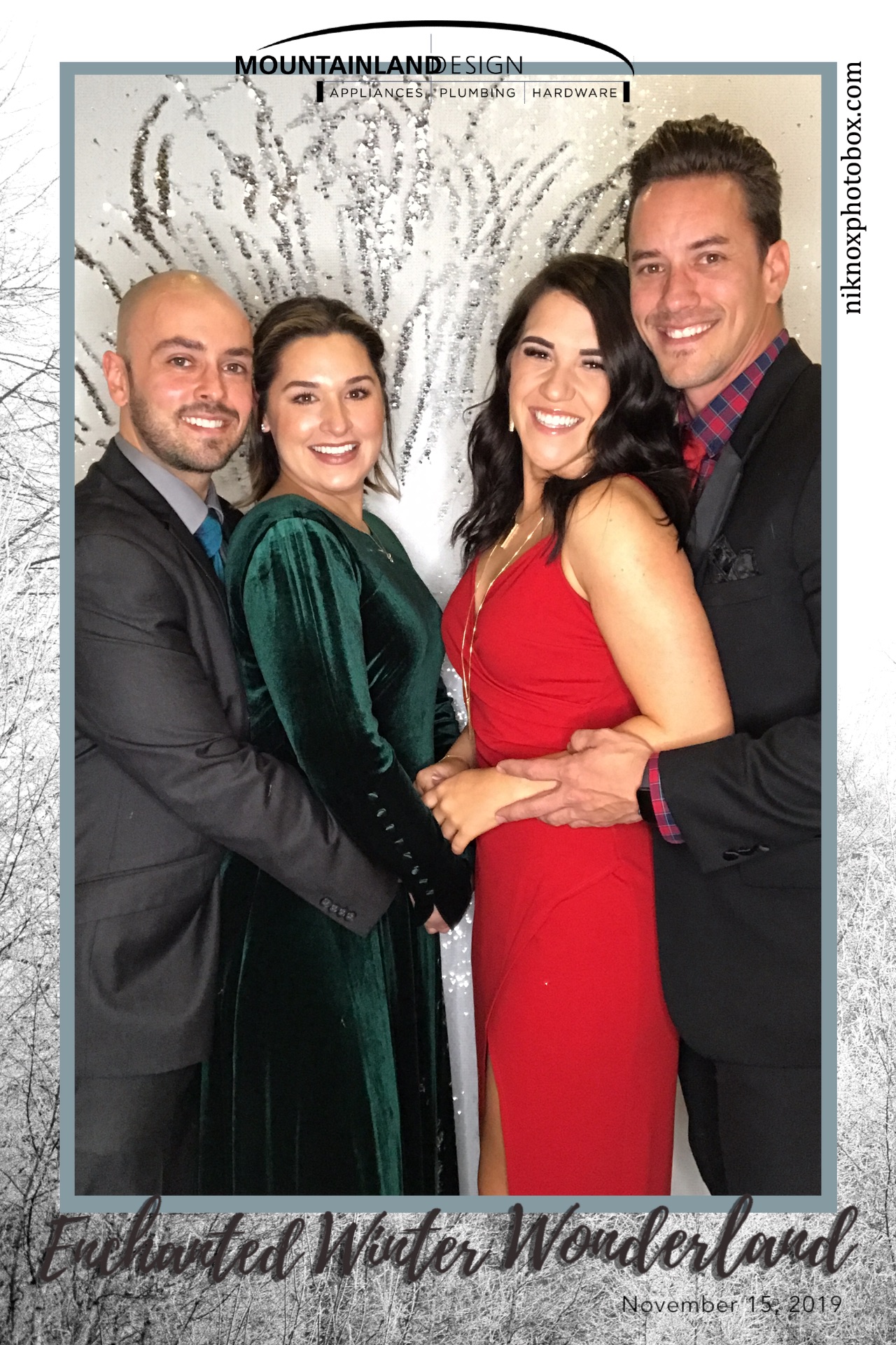 Enchanted Winter Wonderland | View more photos from the event at gallery.niknoxphotobox.com/u/NiKnox-Photo-Box/Enchanted-Winter-Wonderland